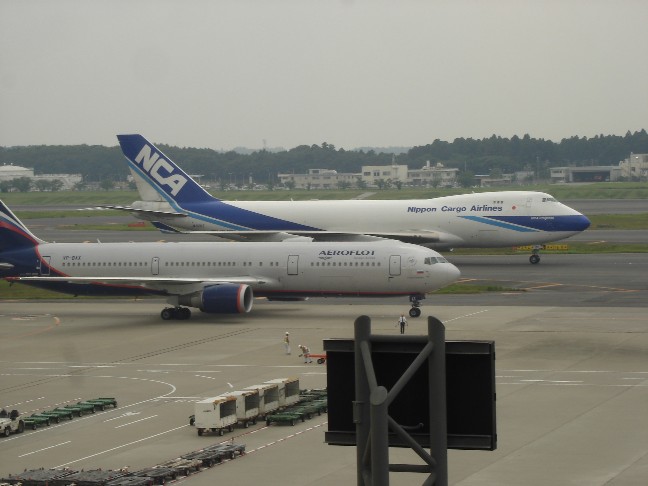 Nippon Carg Boeing 747-400F and Aeroflot Boeing 767